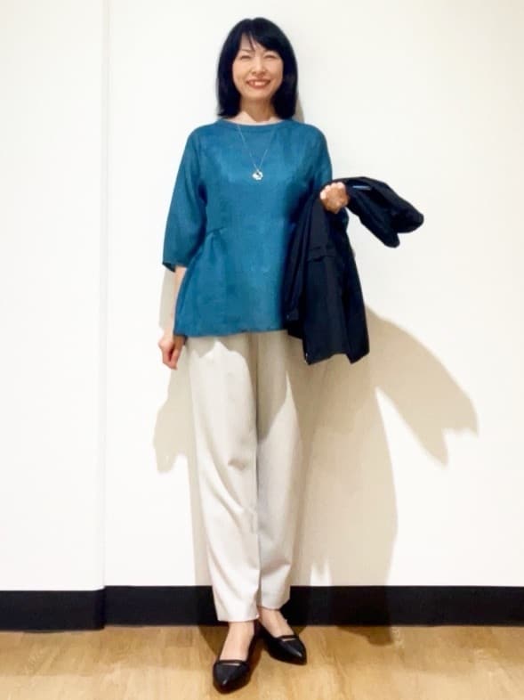 フクさんの「Reflect｜【パンツにもスカートにも合わせやすい◎】ライティブルゾン」を使ったコーディネート