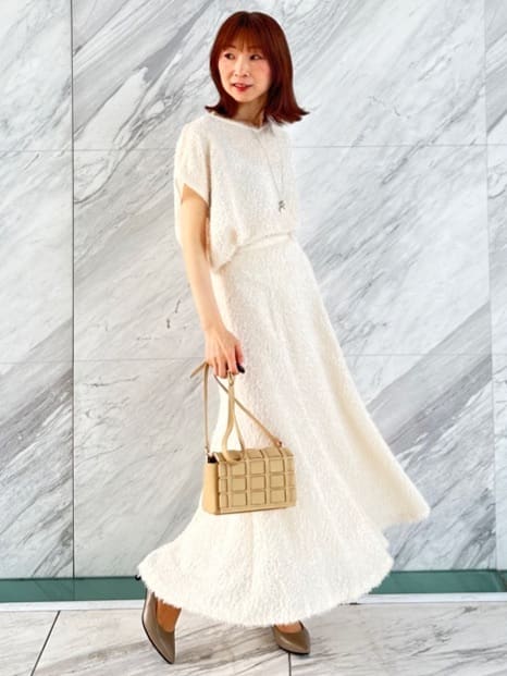 Miwaさんの「UNTITLED｜【セットアップ可/洗える】フェザーフレンチスリーブブラウス」を使ったコーディネート