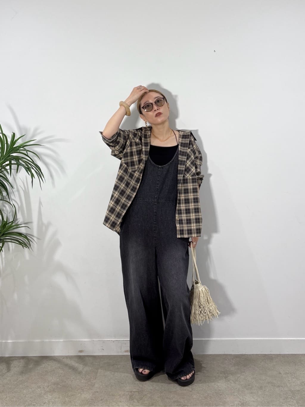 kotakiさんの「INDIVI｜デニムサロペット」を使ったコーディネート