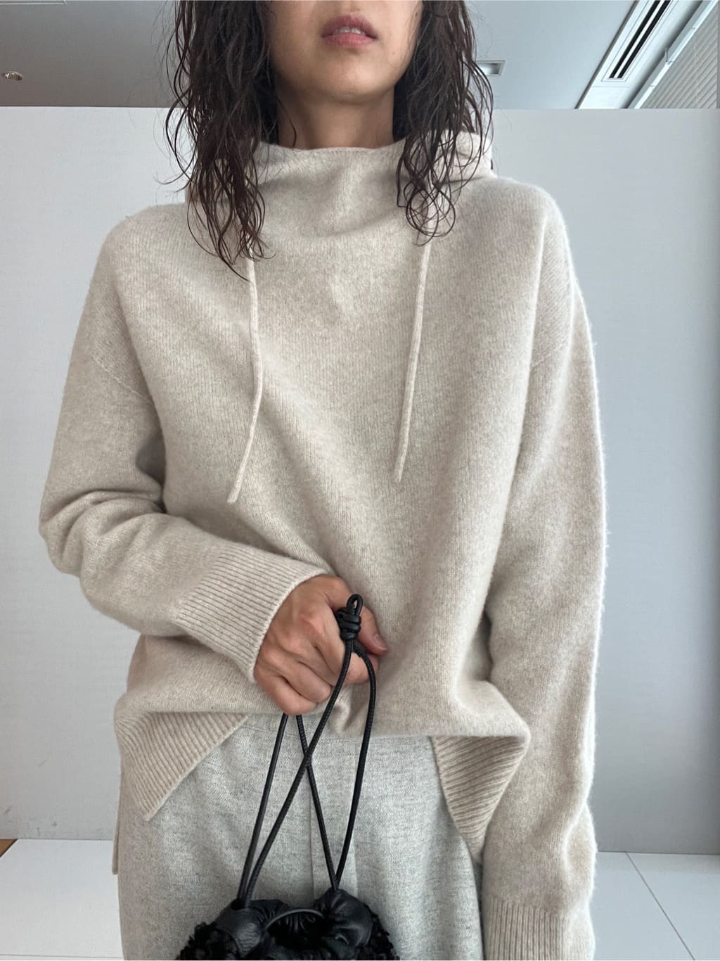 misaさんの「DRESSTERIOR｜スパンコール2WAY巾着バッグ」を使ったコーディネート