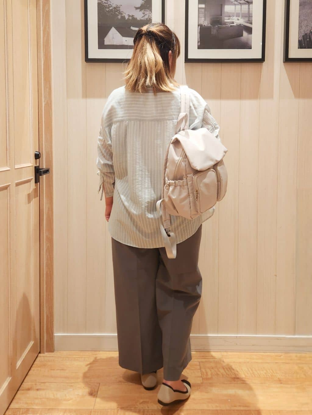 れーやんさんの「SHOO･LA･RUE｜【S-LL】程よい透け感 ストライプ柄 お袖ギャザーデザインシャツ」を使ったコーディネート