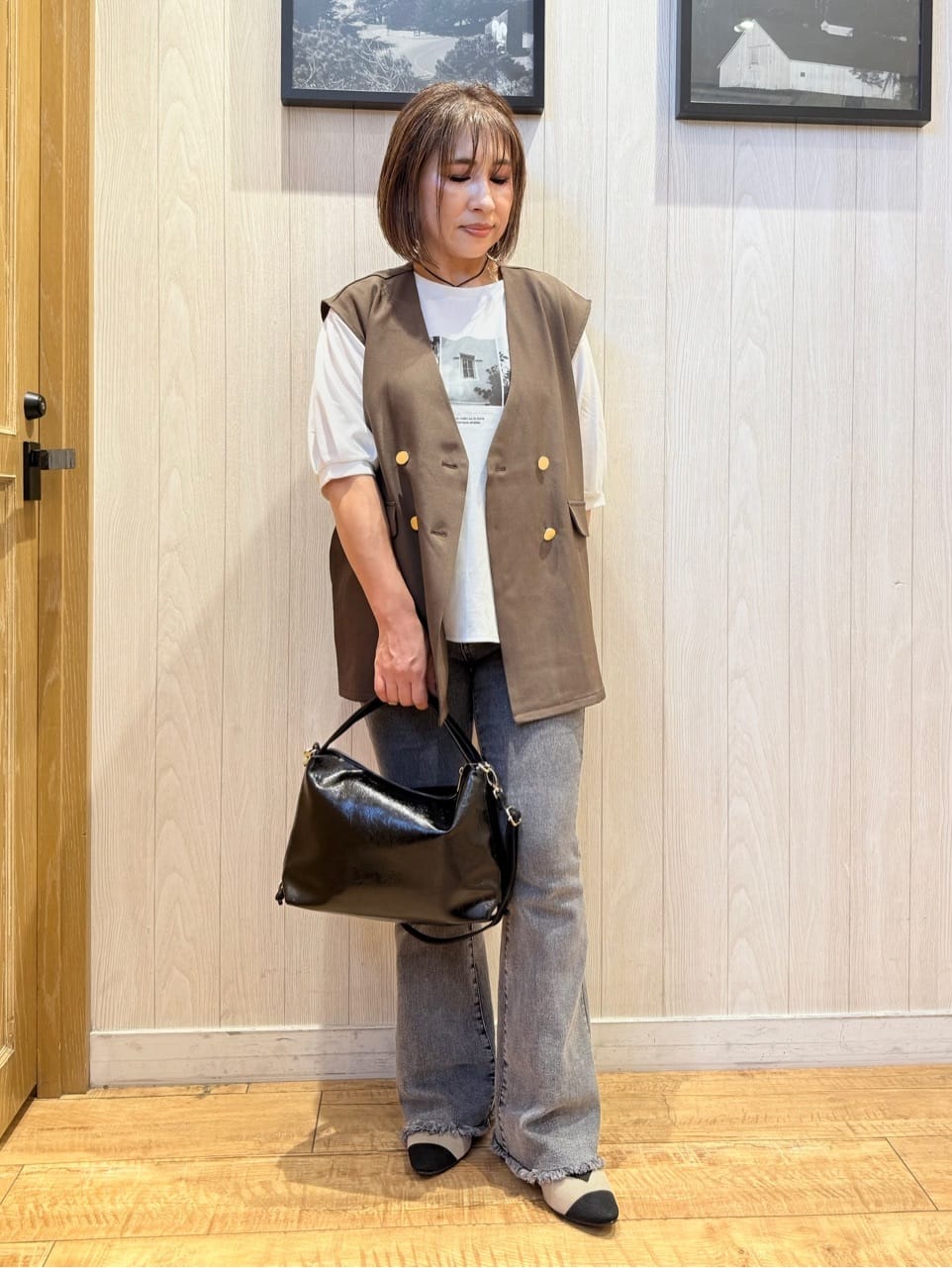 Megさんの「SHOO･LA･RUE｜【S-LL/セットアップ可/洗濯後しわになりにくい】ダブルベスト」を使ったコーディネート