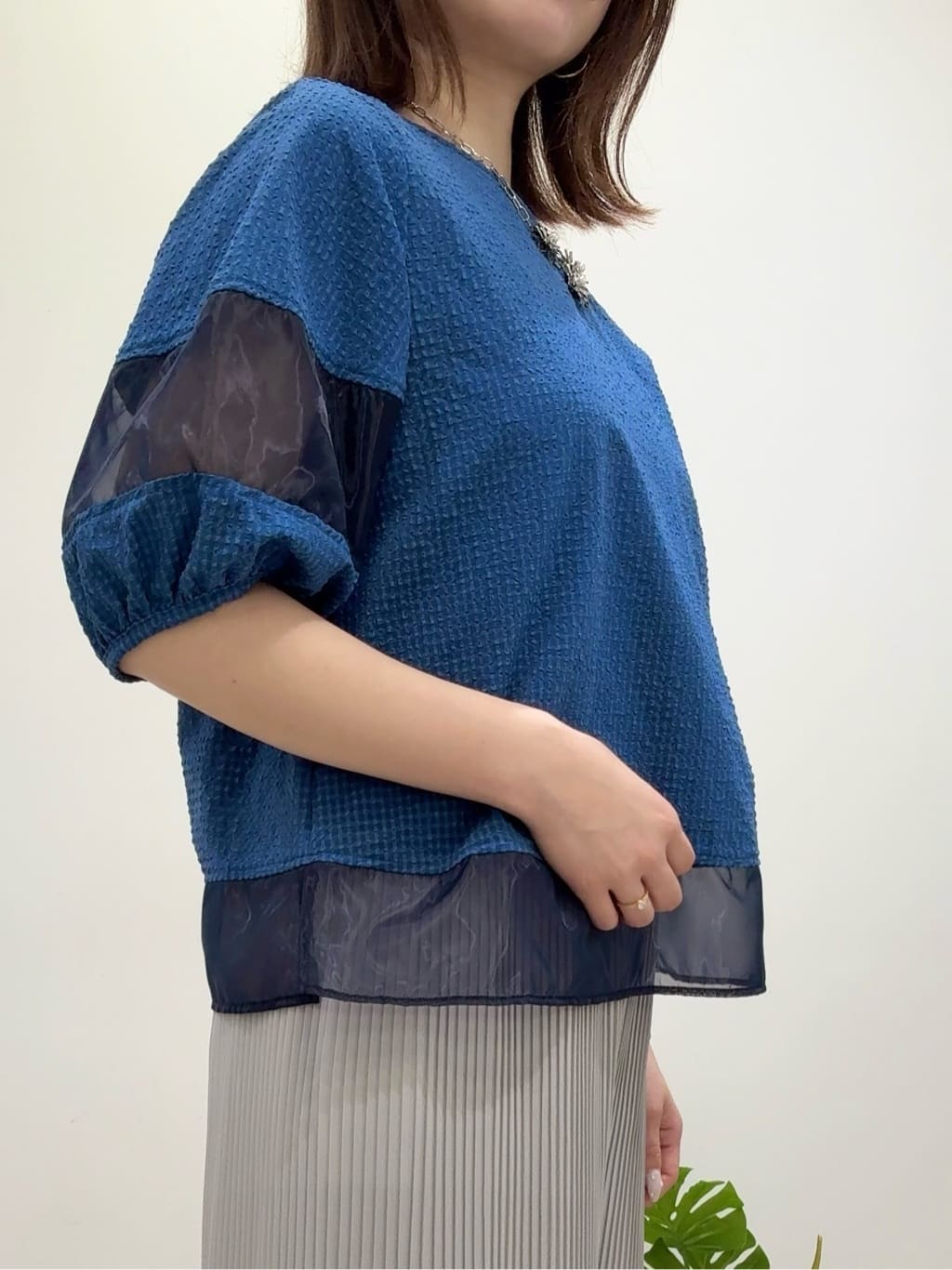 Suma Una本部スタッフさんの「SunaUna｜◆【5分袖】ボリュームパフスリーブトップス」を使ったコーディネート