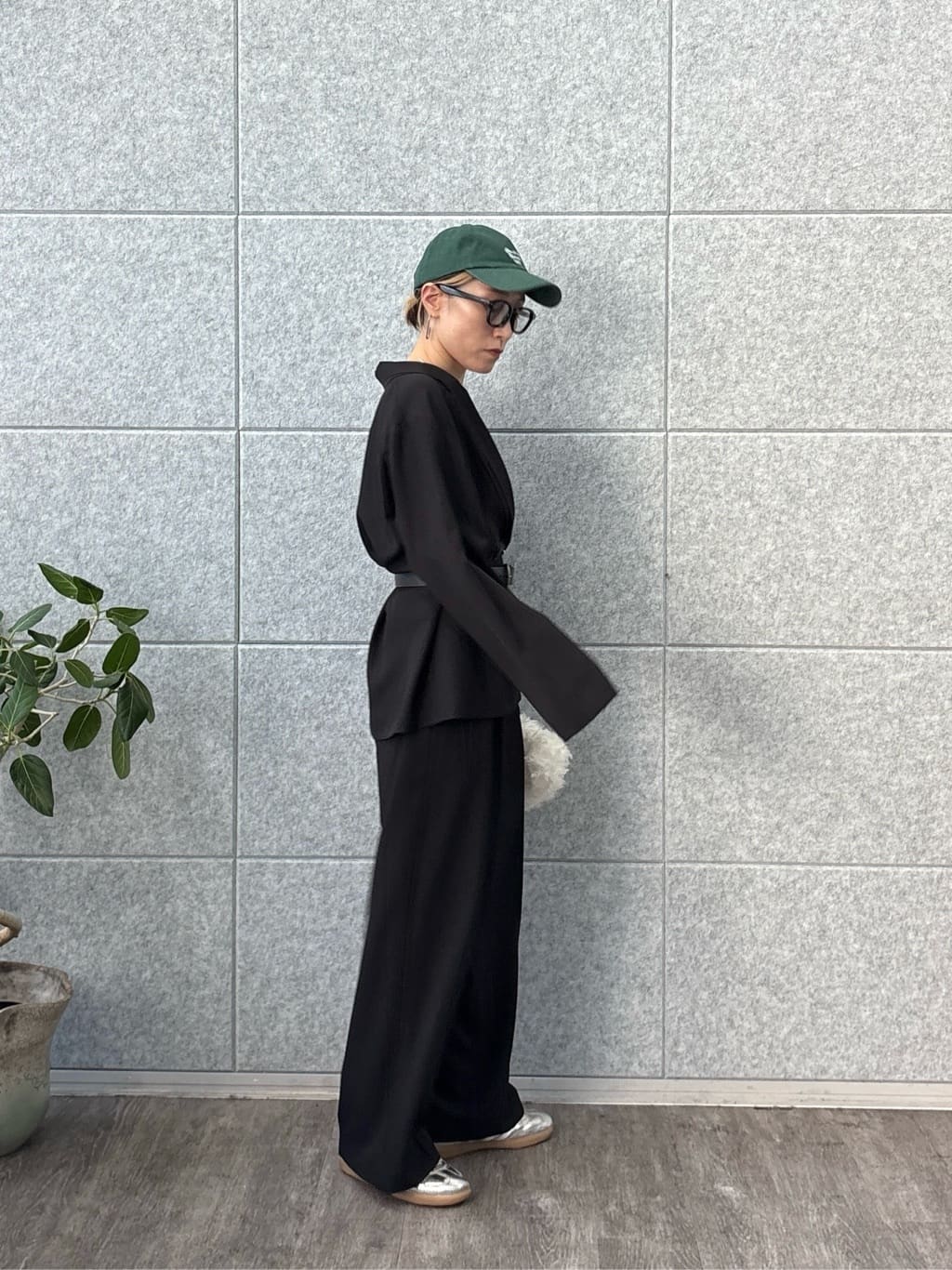 kotakiさんの「INDIVI｜Comfy SET UP｜イージーストレートワイドパンツ【セットアップ対応／通勤/カセット服】」を使ったコーディネート