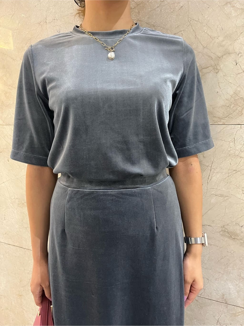 ふらわーさんの「index｜《andGIRL掲載》ベロアボクシーTシャツ【洗濯機洗い可】」を使ったコーディネート