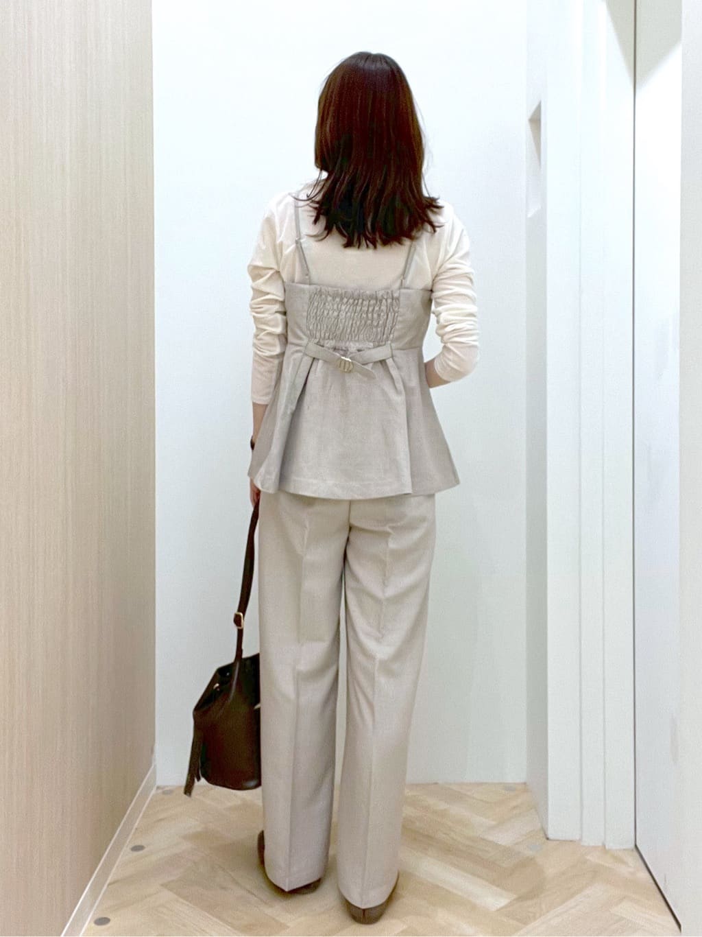  おまつさんの「grove｜【カセット服】主役級キャミビスチェ」を使ったコーディネート