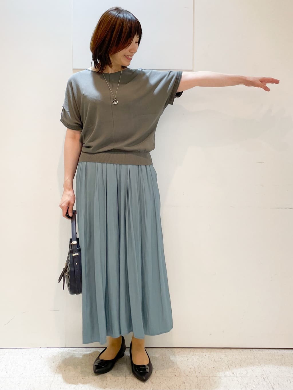 めいさんの「Reflect｜【ウエストゴム仕様／長く着られる◎】スカーチョパンツ」を使ったコーディネート