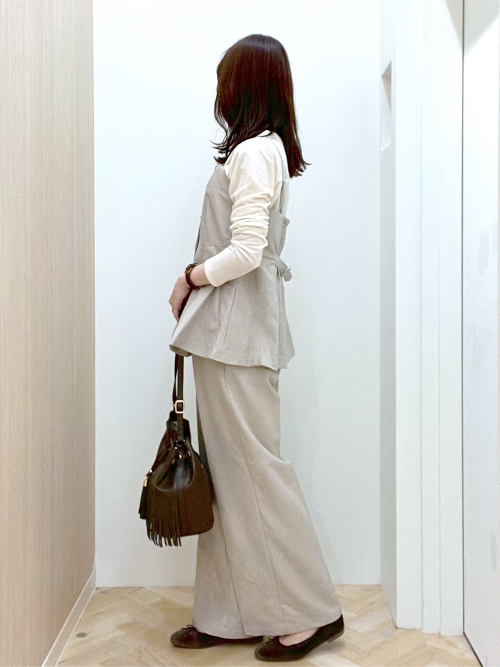  おまつさんの「grove｜【カセット服】主役級キャミビスチェ」を使ったコーディネート