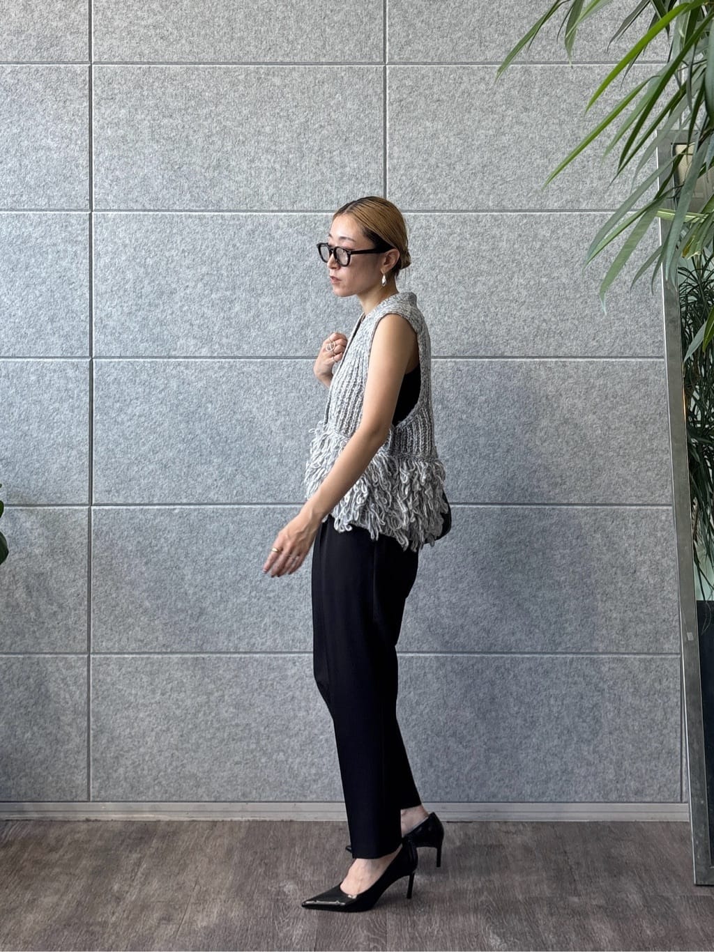 kotakiさんの「INDIVI｜Comfy SET UP｜イージーテーパードパンツ【セットアップ対応／通勤/カセット服】」を使ったコーディネート