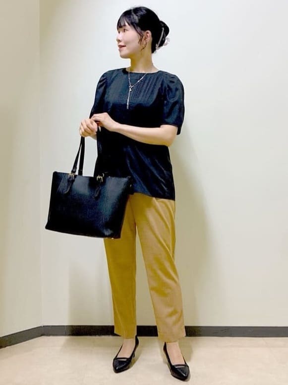  beni_gingerさんの「Reflect｜【すっきり見え！長め丈】ピンタックデザインチュニックブラウス」を使ったコーディネート