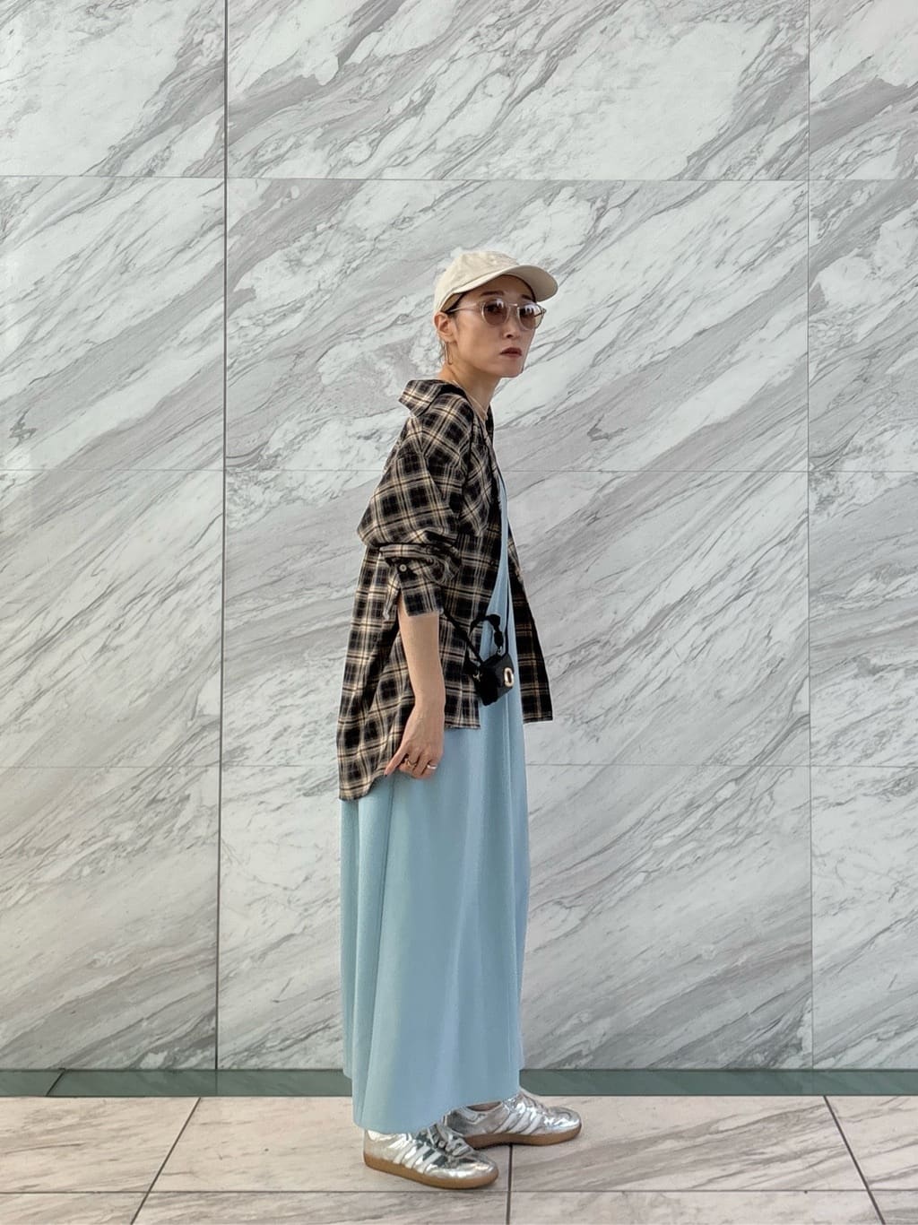 kotakiさんの「INDIVI｜オンブレチェックシャツ」を使ったコーディネート