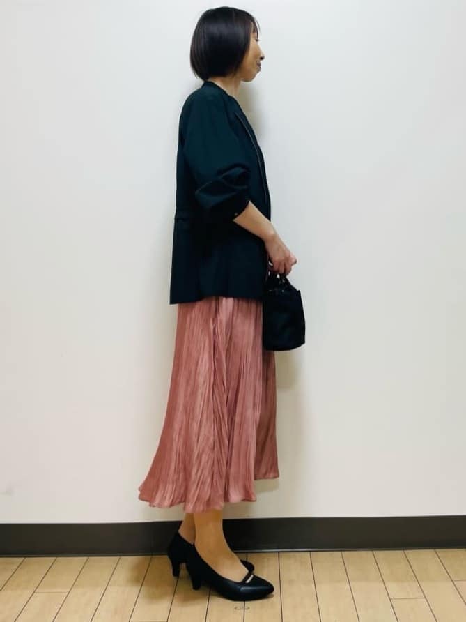 Riiさんの「Reflect｜【パンツにもスカートにも合わせやすい◎】ライティブルゾン」を使ったコーディネート
