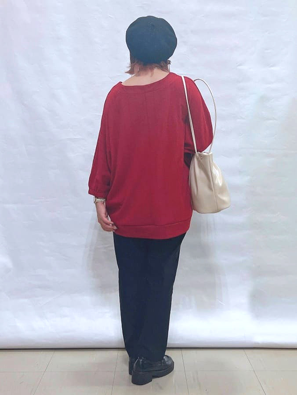 YUIさんの「SHOO･LA･RUE｜【S-LL/7分袖】ゆるシルエットが心地よい ドルマントップス」を使ったコーディネート
