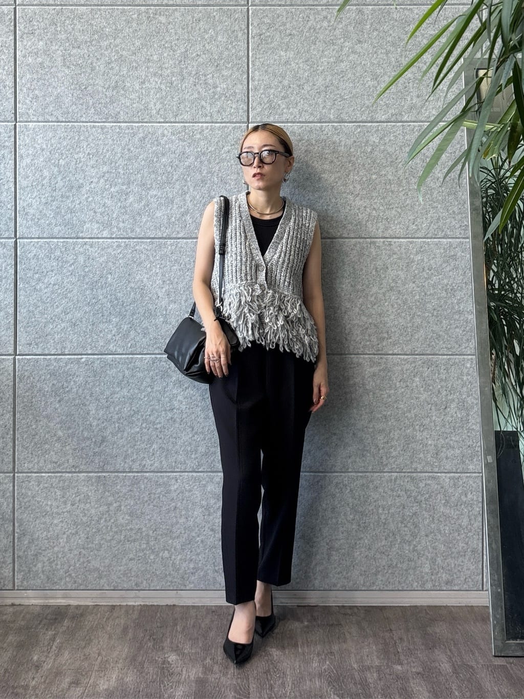 kotakiさんの「INDIVI｜Comfy SET UP｜イージーテーパードパンツ【セットアップ対応／通勤/カセット服】」を使ったコーディネート