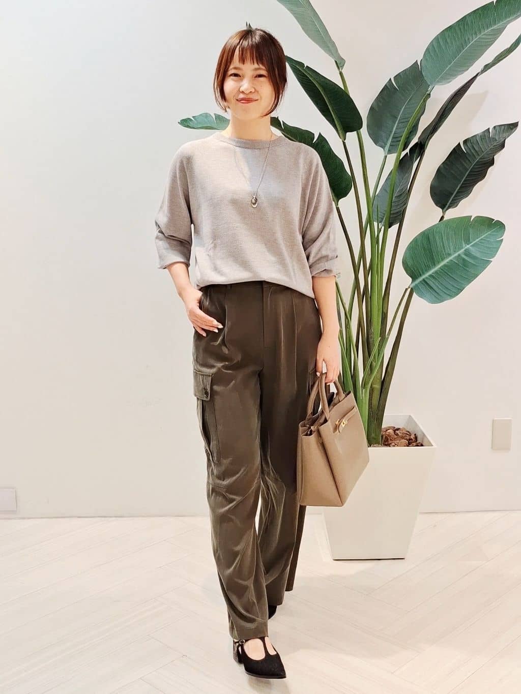 YuKaRiさんの「UNTITLED｜【8色展開／コンパクト丈】レーヨン混 コクーンニット」を使ったコーディネート