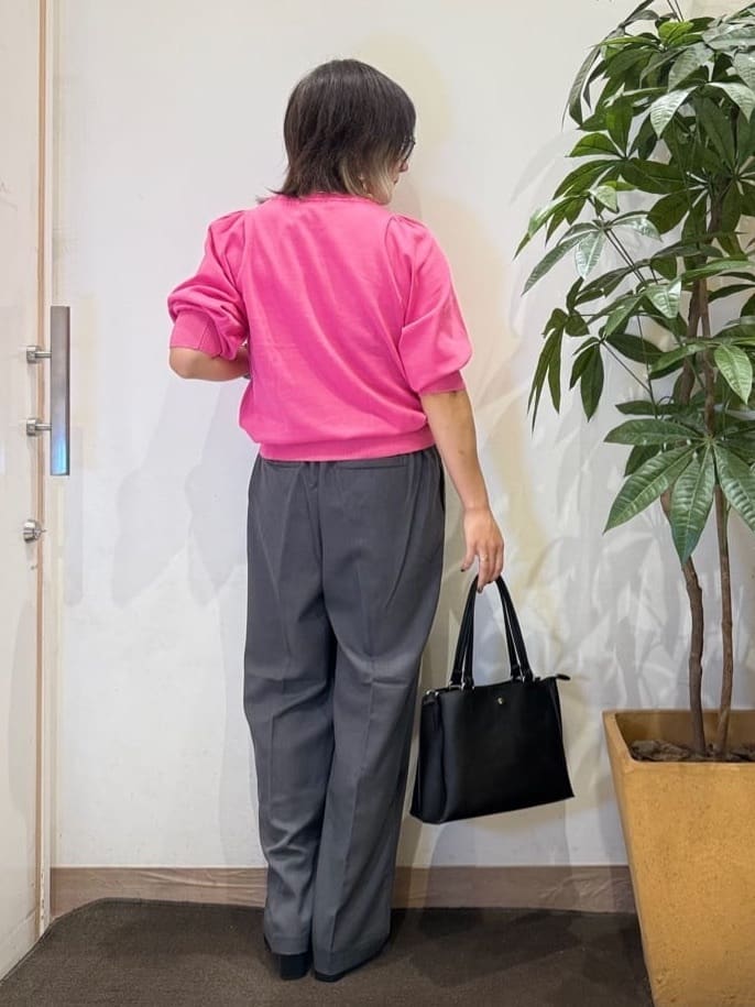 misakiさんの「SHOO･LA･RUE｜【洗濯機可/S-LL/アンサンブル可】8分袖で手元を華奢に魅せる さらっとタッチニット」を使ったコーディネート