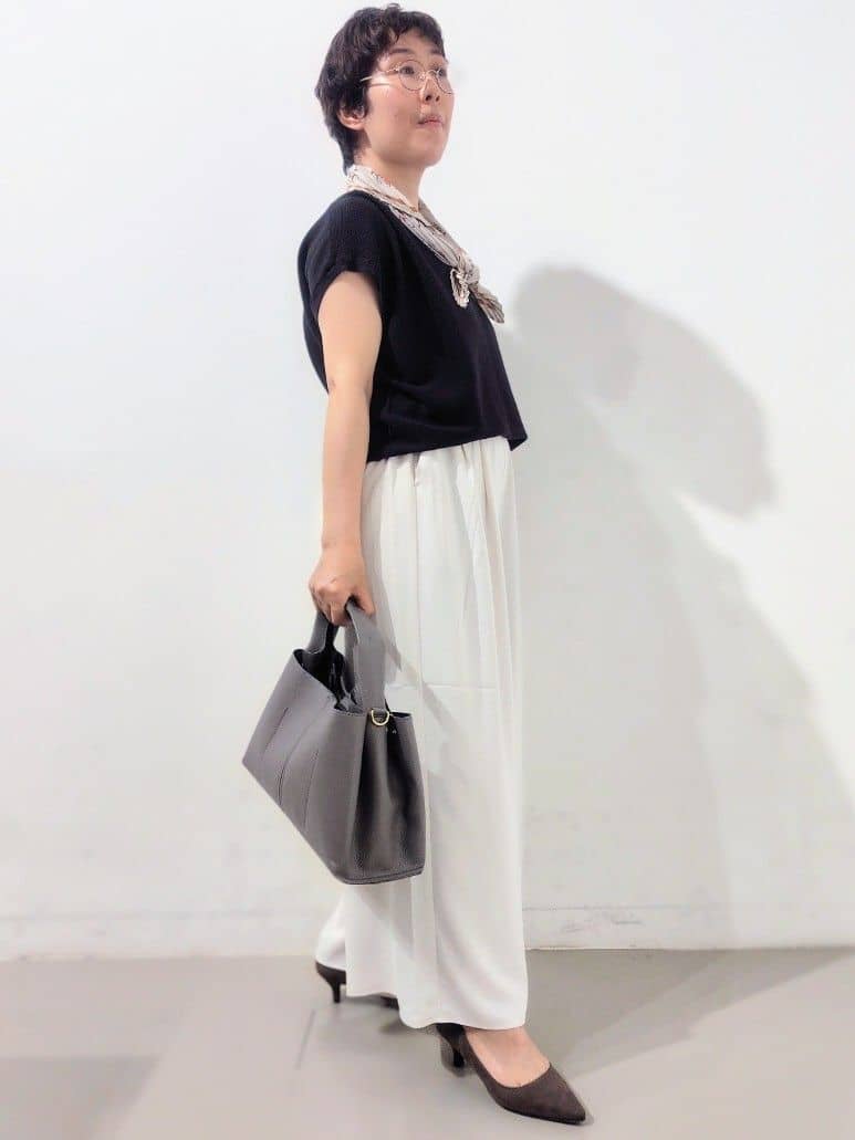 kodamaさんの「THE SHOP TK｜【6色展開】さらさらフレンチニット【毛玉になりにくい/洗濯機OK】」を使ったコーディネート