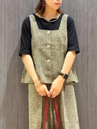 meiさんの「SHOO･LA･RUE｜【S-LL】女性らしさ漂うハートネック テレコ5分袖トップス」を使ったコーディネート