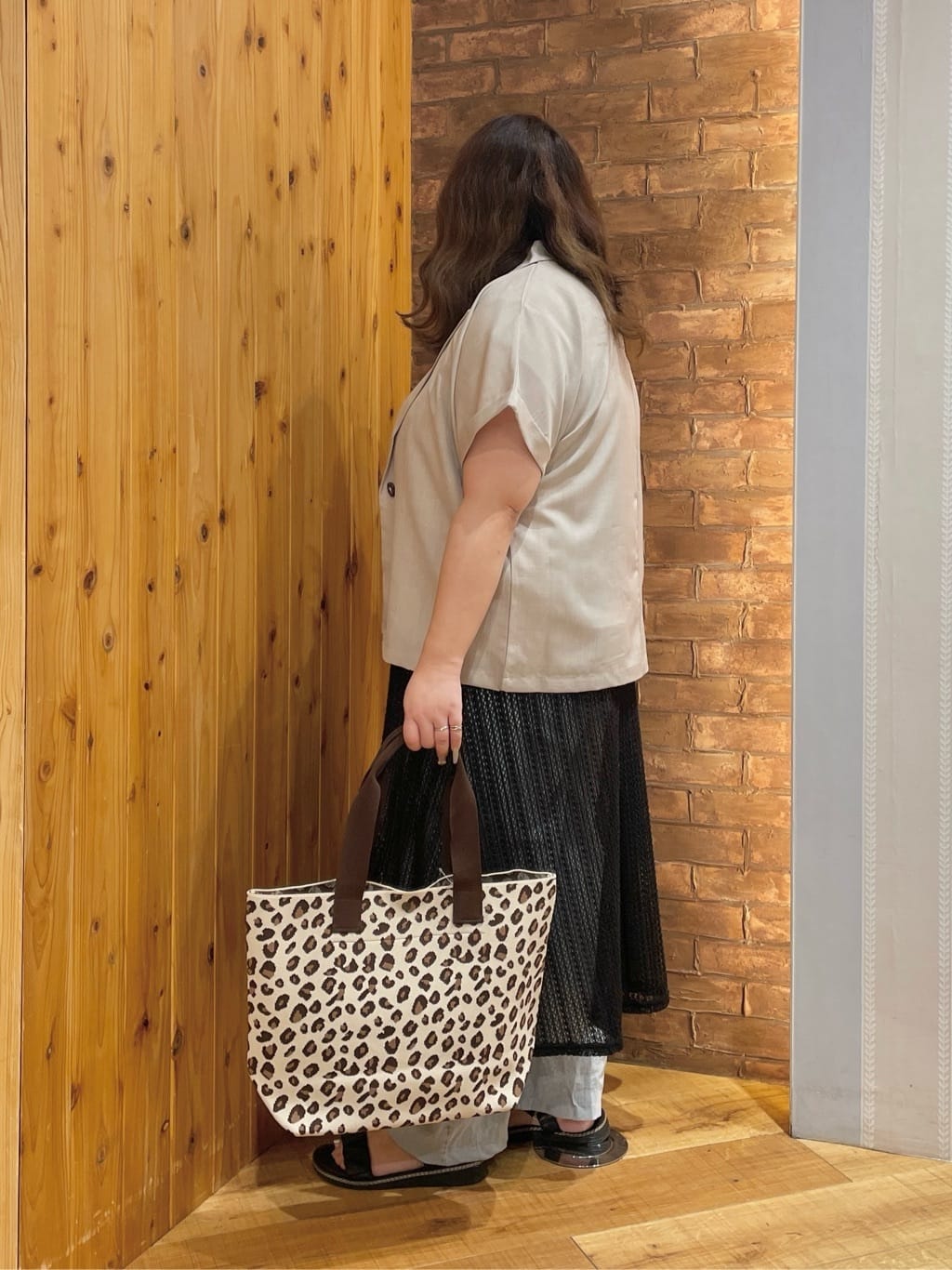 Risaさんの「SHOO･LA･RUE｜【S-LL】さらりと着たい大人のための 麻調半袖ジャケット」を使ったコーディネート