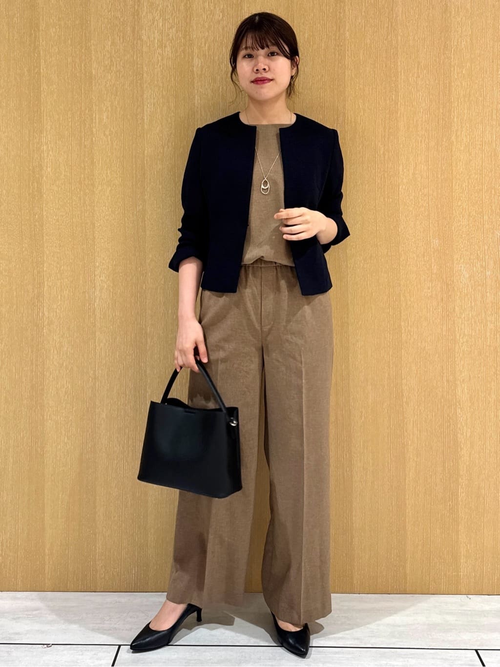 nanaさんの「UNTITLED｜【短丈/日本製】カラミ風メッシュ ノーカラージャケット」を使ったコーディネート