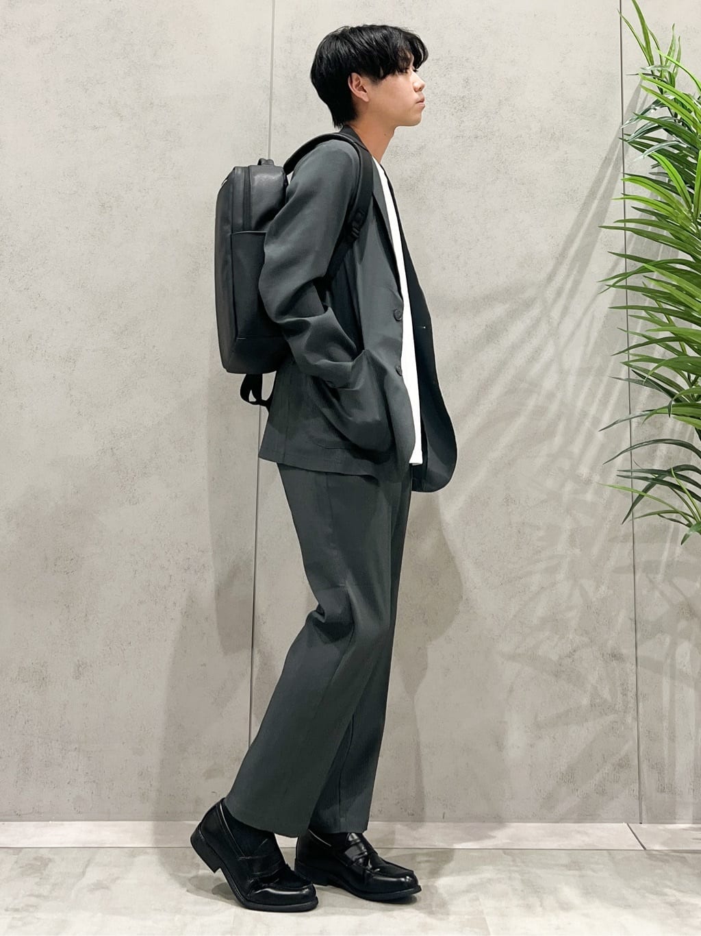 SHI-MAさんの「THE SHOP TK｜【Begin/ビギン10月号掲載】楊柳スマートジャケット　軽量/洗濯機OK/セットアップ可」を使ったコーディネート