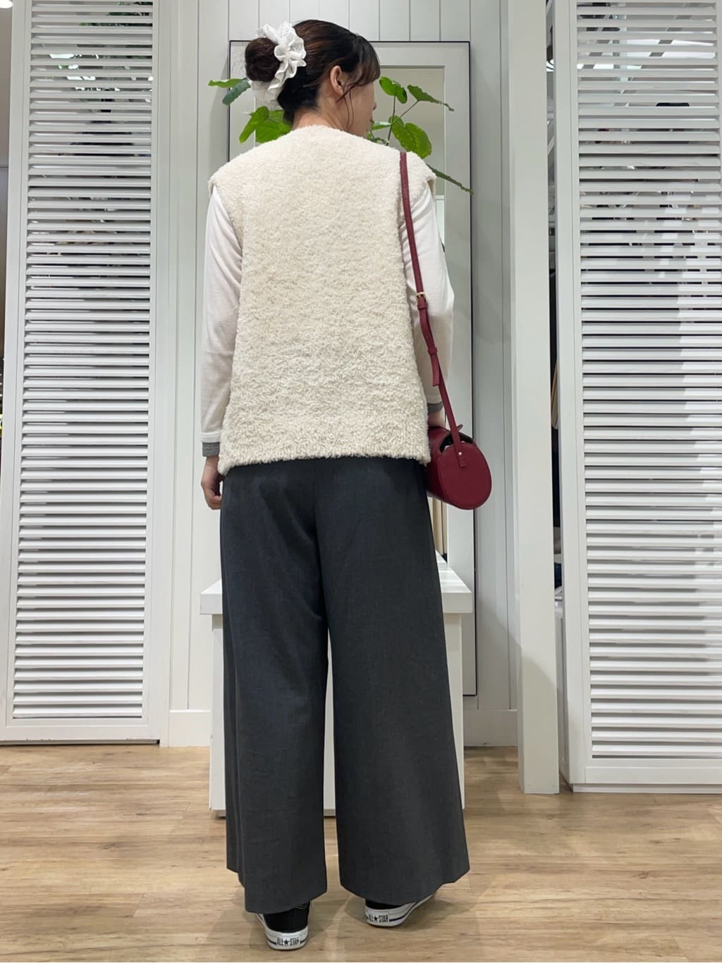 KANNAさんの「Dessin｜本革バレル型ショルダーバッグ」を使ったコーディネート
