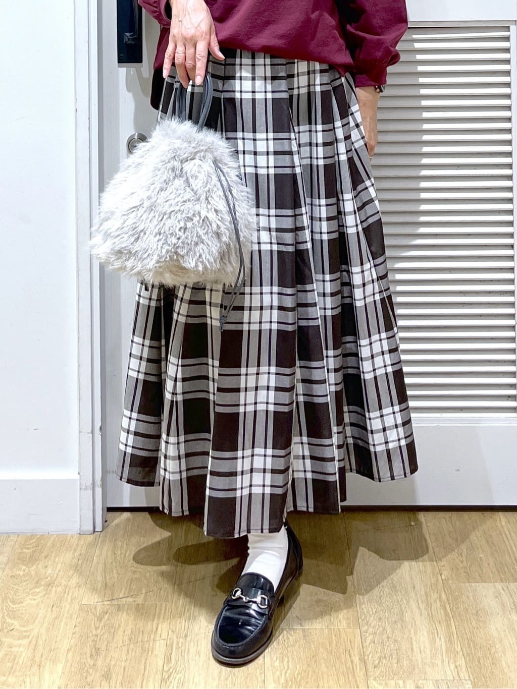 Miyazakiさんの「Dessin｜【360度可愛い・洗える】バックヘンリーカットソー」を使ったコーディネート