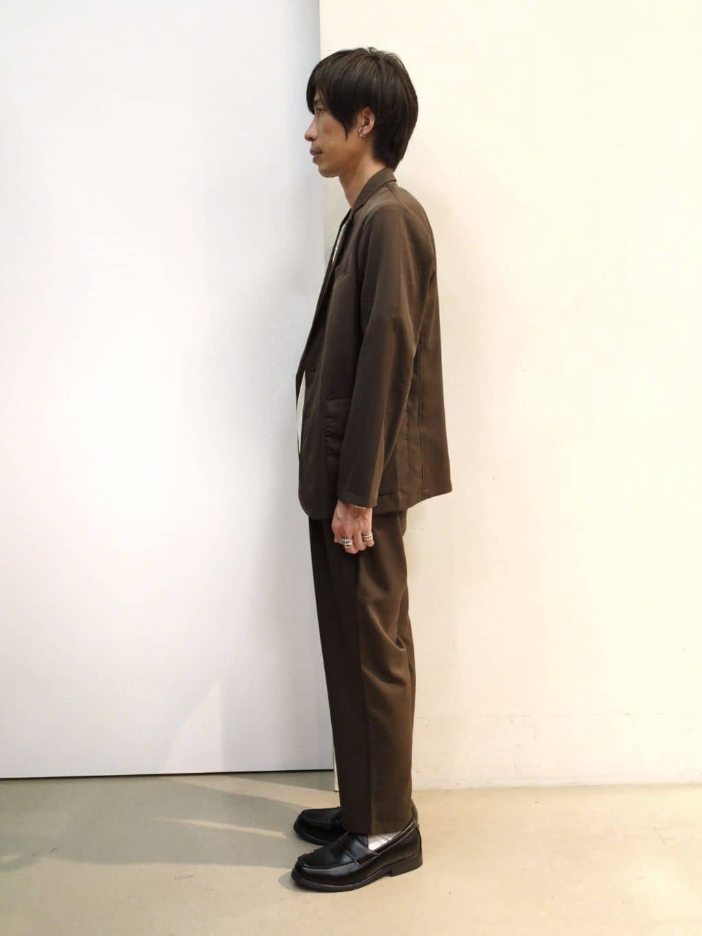 takeさんの「THE SHOP TK｜スムースファイバーリラックスジャケット 【セットアップ可／UVカット／イージーケア／洗濯機OK】」を使ったコーディネート