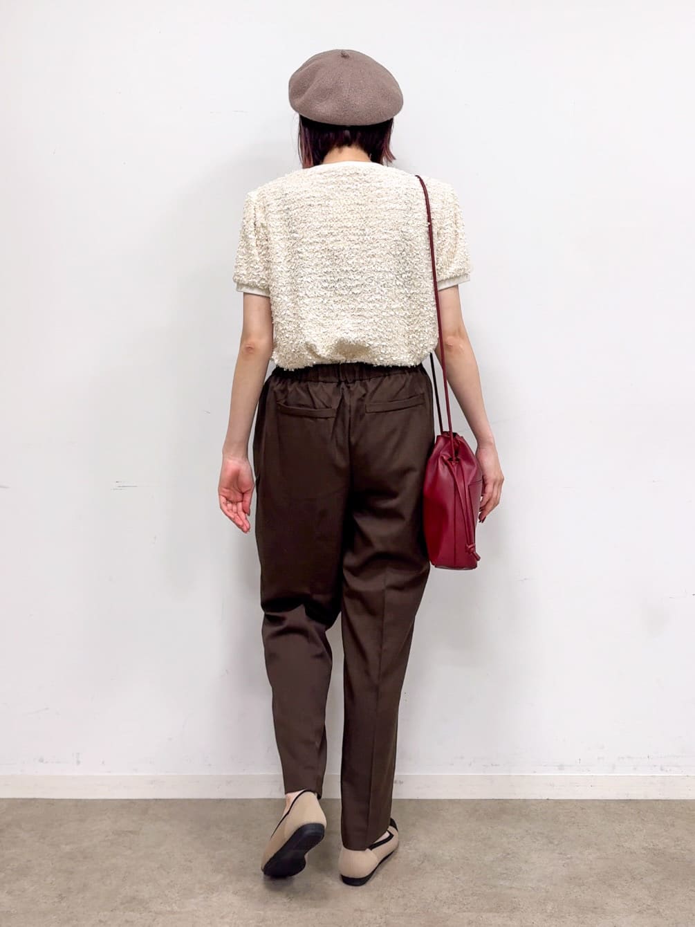 𝐜𝐡𝐢𝐤𝐚さんの「SHOO･LA･RUE｜【S-LL】大人も着やすい愛らしさ リボンヤーン半袖トップス」を使ったコーディネート