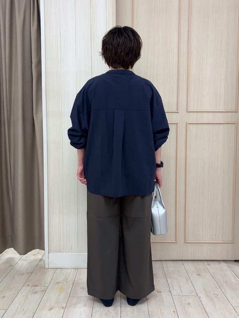えりっこさんの「SHOO･LA･RUE｜【着丈選べる/S-LL】触れる度ひんやり ゆるきれい イージーワイドパンツ」を使ったコーディネート