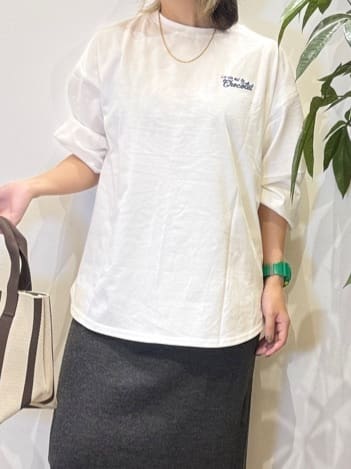 misakiさんの「SHOO･LA･RUE｜グラフィックアソート BIGロンT」を使ったコーディネート