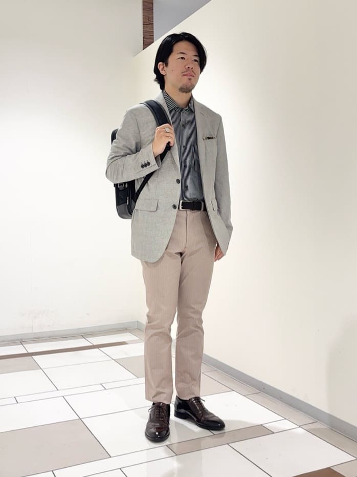 及川さんの「TAKEO KIKUCHI｜【抗菌防臭】COOL DOTS（R）ドビープリント ジャケット」を使ったコーディネート