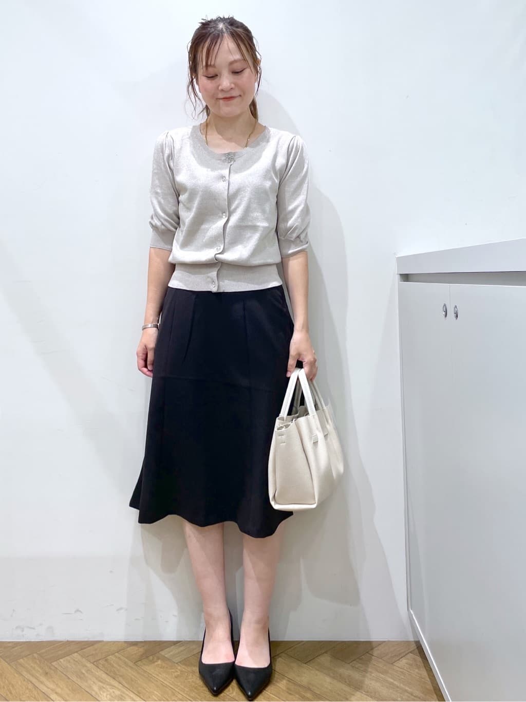 Junさんの「index｜ストレッチフレアスカート／セットアップ対応【洗濯機洗い可／イージーアイロン／防シワ】」を使ったコーディネート