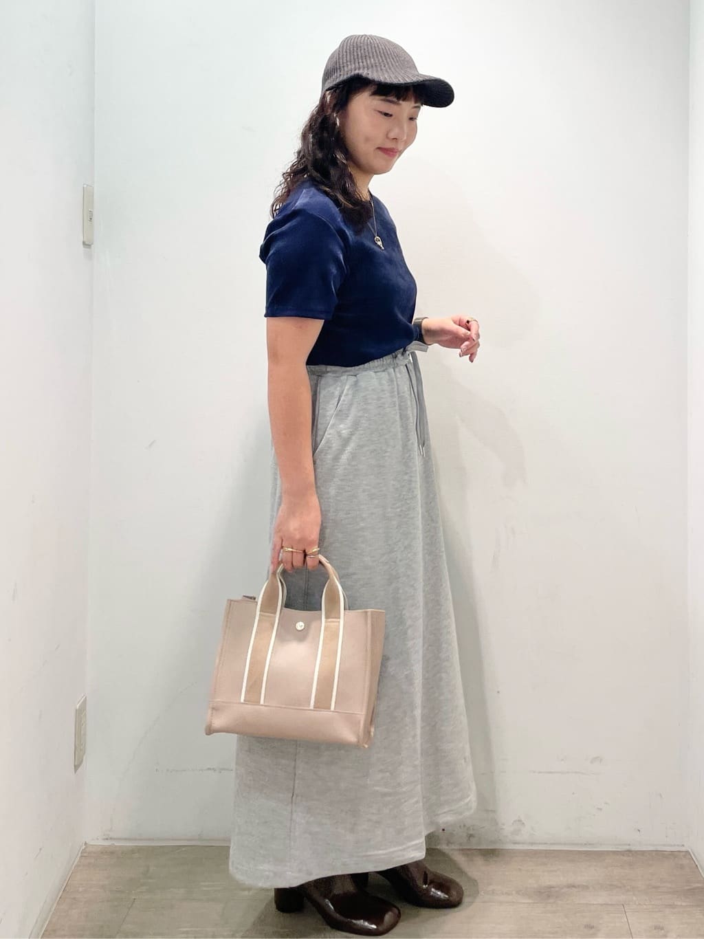 sumicaさんの「OPAQUE.CLIP｜フロッキーチュールTシャツ【洗濯機洗い可】」を使ったコーディネート
