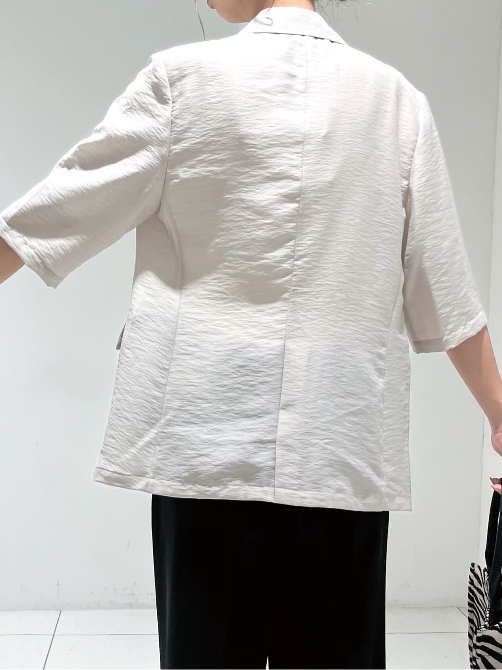 shioriさんの「INDIVI｜ライトダブルジャケット」を使ったコーディネート