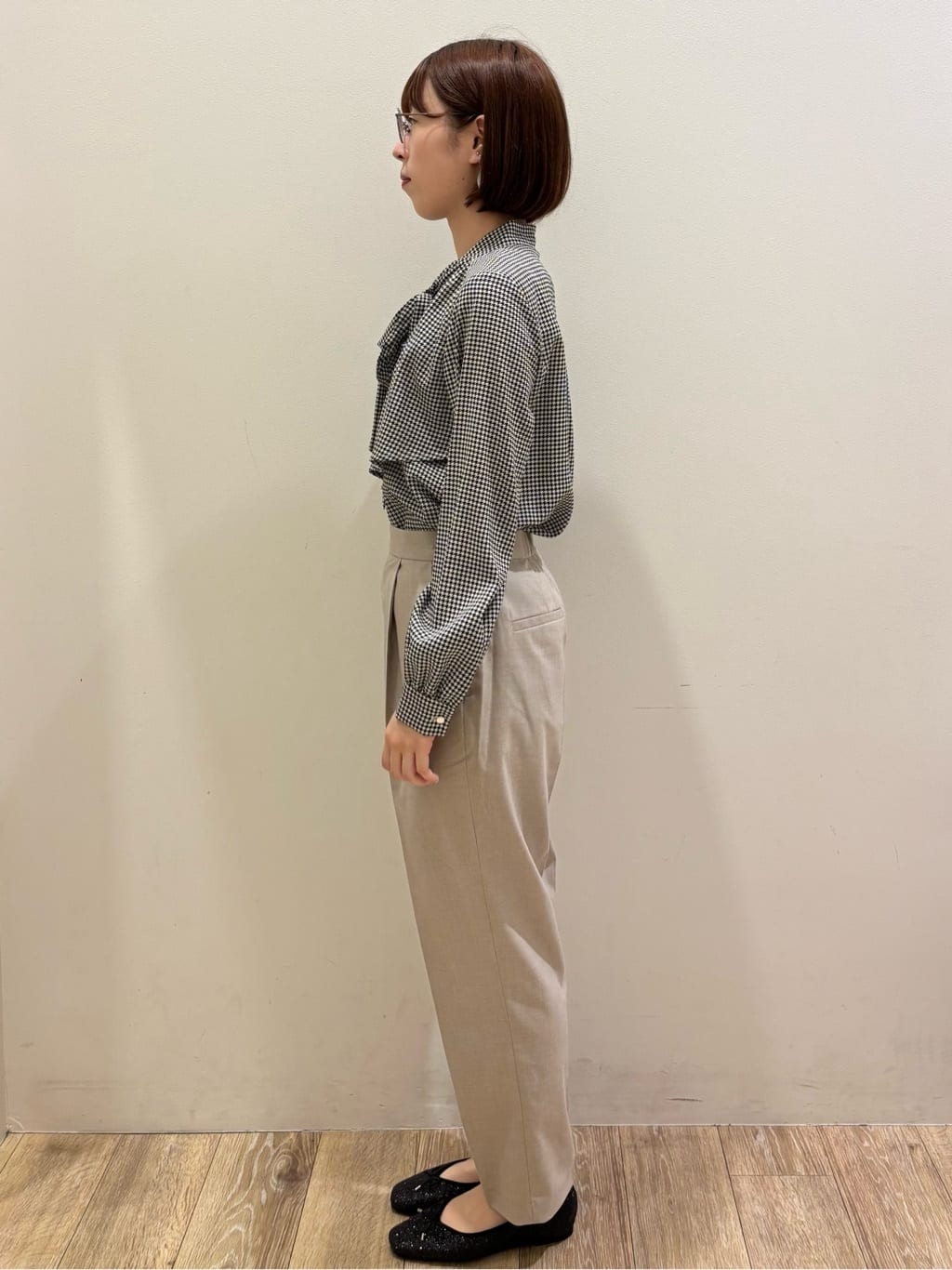 honamiさんの「index｜アシンメトリーレイヤードボウタイブラウス【洗濯機OK／イージーアイロン／防シワ】《XS～3L》」を使ったコーディネート