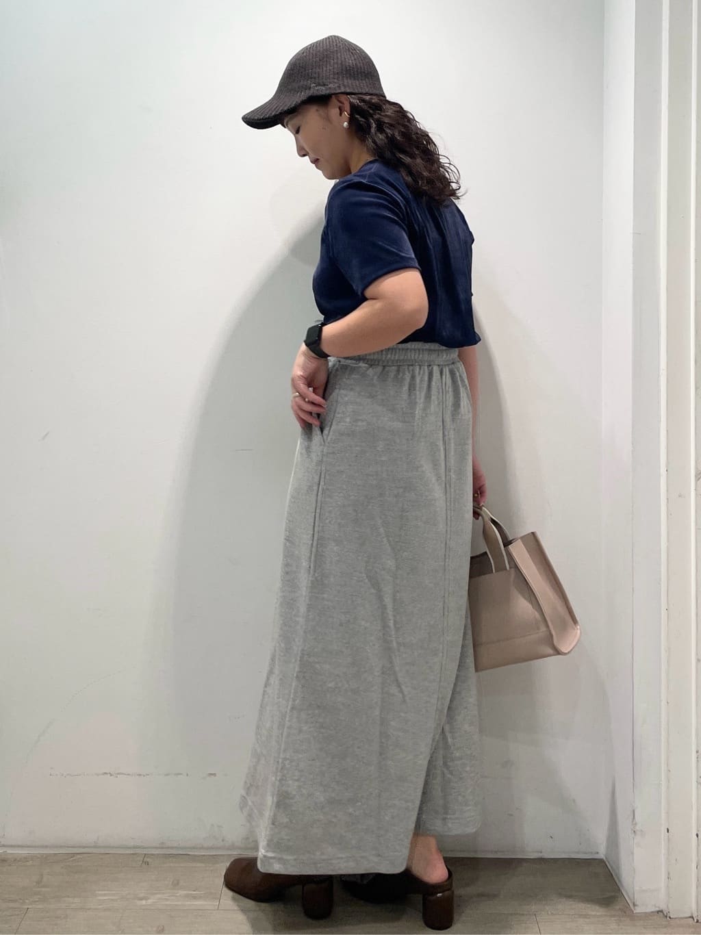 sumicaさんの「OPAQUE.CLIP｜フロッキーチュールTシャツ【洗濯機洗い可】」を使ったコーディネート