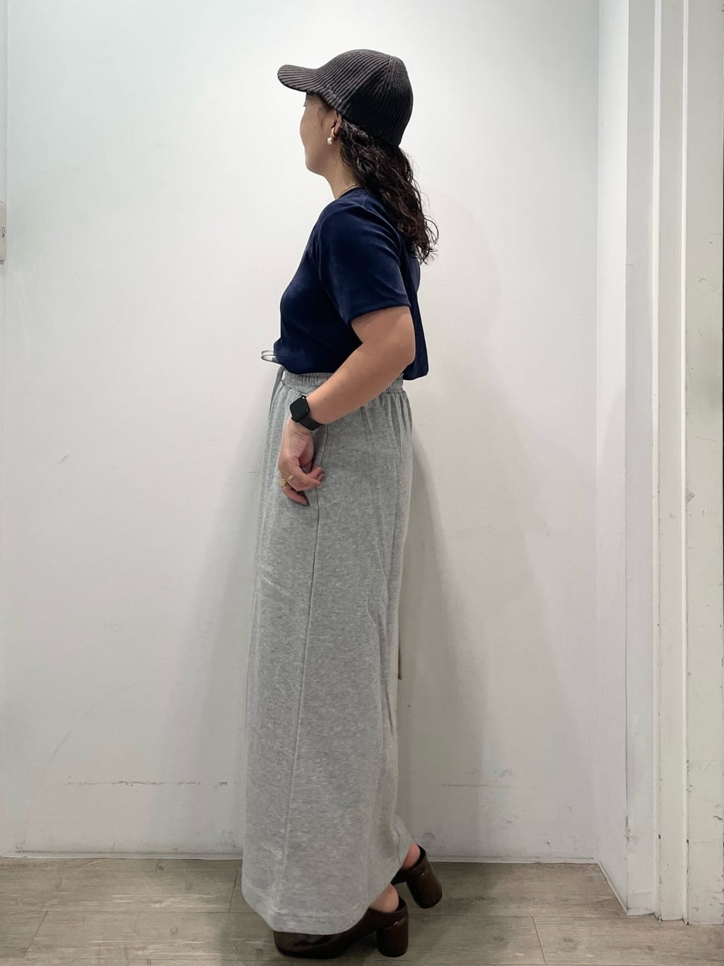 sumicaさんの「OPAQUE.CLIP｜フロッキーチュールTシャツ【洗濯機洗い可】」を使ったコーディネート