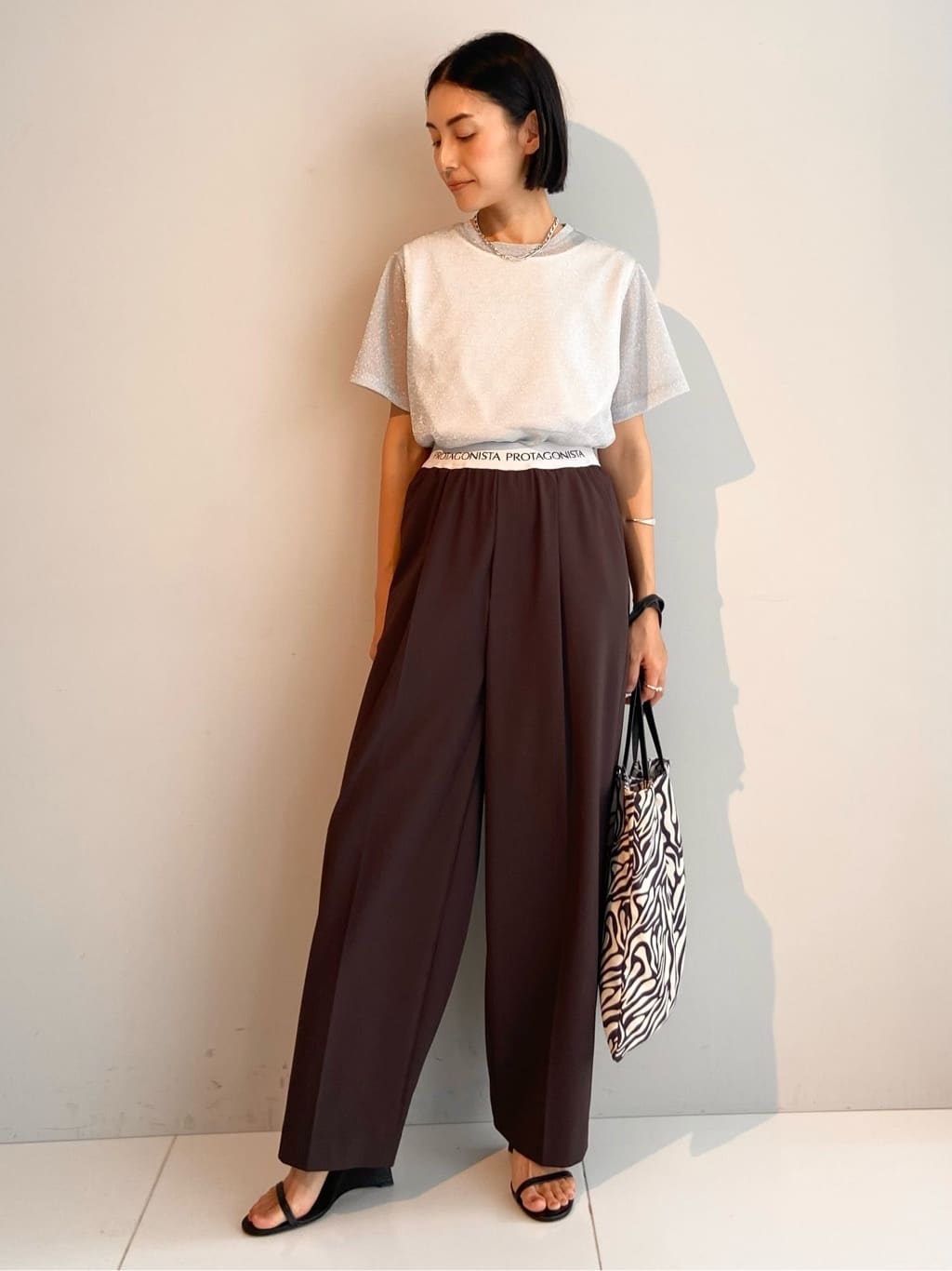 AYAさんの「UNTITLED｜【洗える】ラメシアーTシャツ」を使ったコーディネート