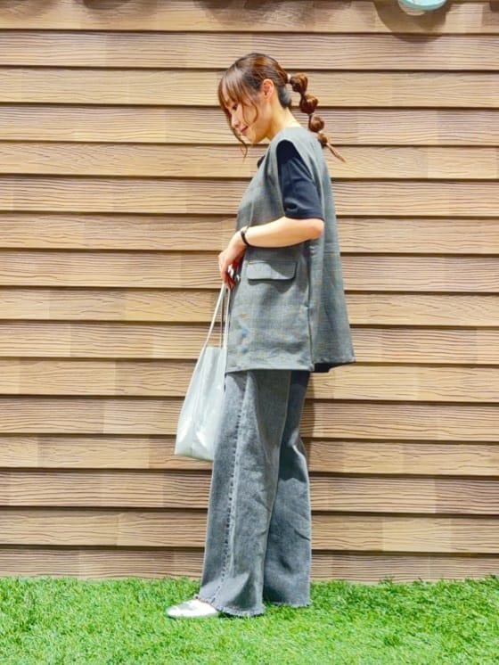 himiさんの「SHOO･LA･RUE｜【S-LL】女性らしさ漂うハートネック テレコ5分袖トップス」を使ったコーディネート