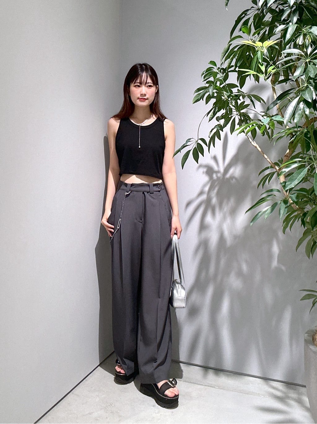 Renoさんの「INDIVI｜タンクトップレイヤードワンピース」を使ったコーディネート