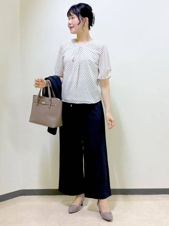  beni_gingerさんの「Reflect｜【ウエスト総ゴム／セットアップ／単品使いOK◎】ベスト＋ストレートパンツセット」を使ったコーディネート