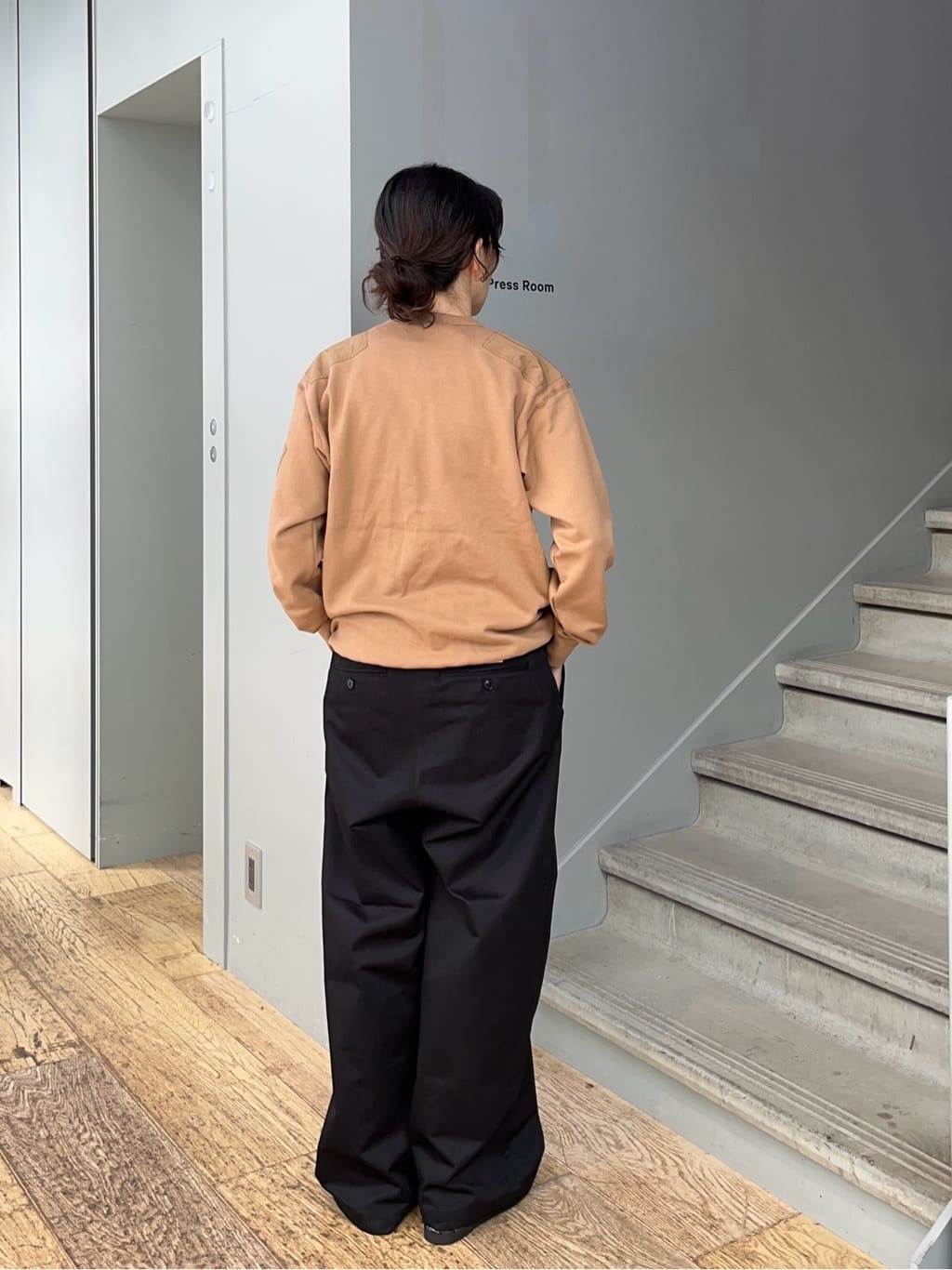 神野（jinno）さんの「TAKEO KIKUCHI｜【Sサイズ～】カツラギストレートパンツ」を使ったコーディネート