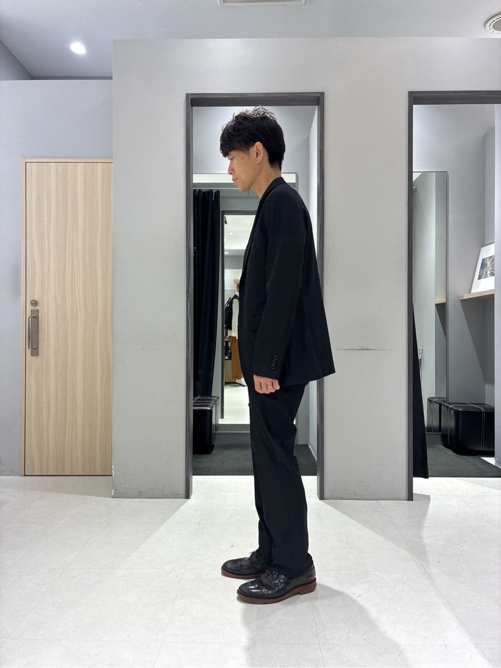 わいずみさんの「TAKEO KIKUCHI｜【360&deg;ストレッチ／セットアップ対応】None Of Stress ジャケット」を使ったコーディネート