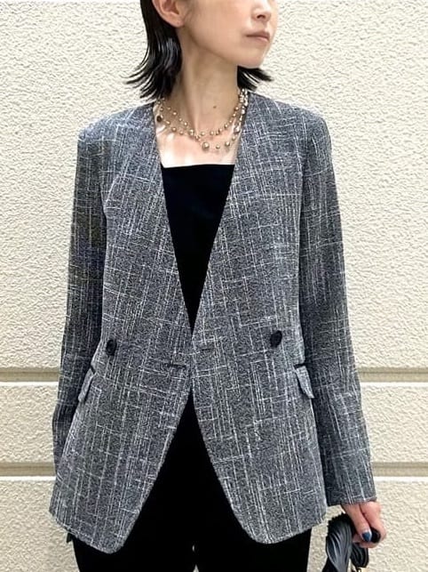 Takahashiさんの「COUP DE CHANCE｜【手洗い可／日本製／裏無し／セットアップ可】ツィード見えノーカラージャケット」を使ったコーディネート