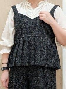 minさんの「grove｜【2点SET/体型カバー】夏から秋まで着まわせる！プリーツビスチェセットアップ」を使ったコーディネート