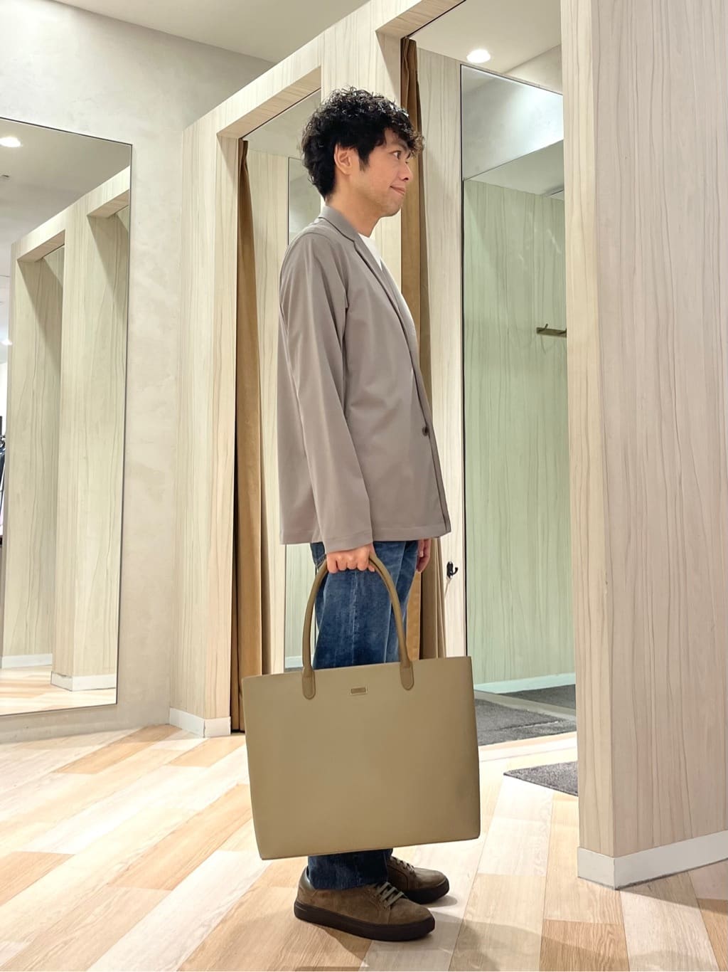 URAさんの「TAKEO KIKUCHI｜リラックス カーディガン ジャケット」を使ったコーディネート