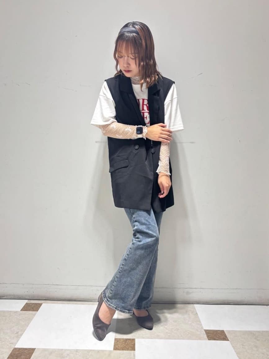 せらら⭐️さんの「ESPERANZA｜《定番》晴雨兼用クッションフラットパンプス」を使ったコーディネート