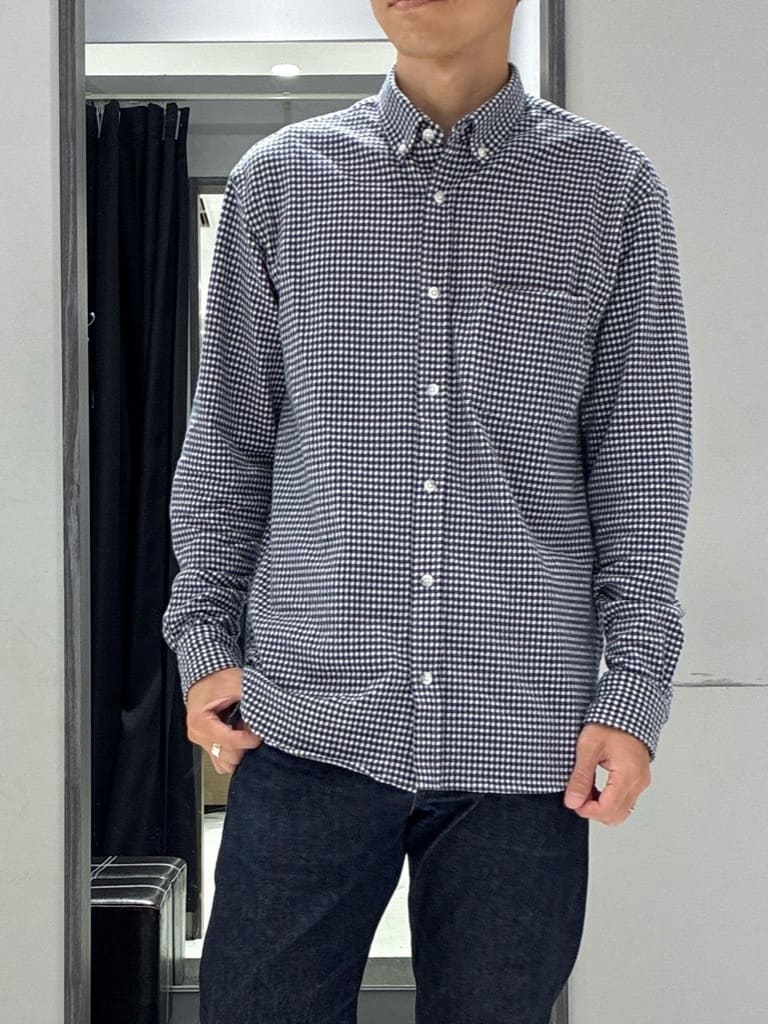 わいずみさんの「TAKEO KIKUCHI｜【抗菌防臭/シーズンレス】シアサッカーギンガムチェック ストレッチシャツ」を使ったコーディネート