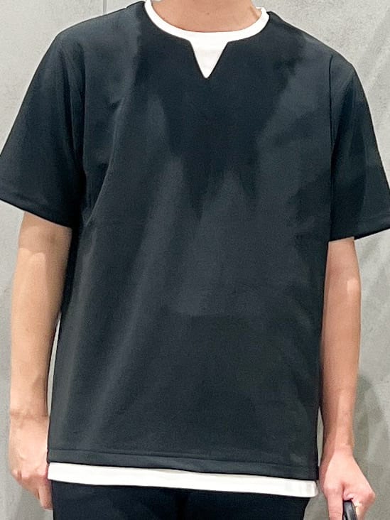 SHI-MAさんの「THE SHOP TK｜ツイルキーネック半袖Tシャツ」を使ったコーディネート
